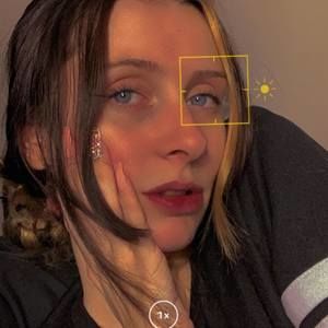 Meet your Posher, Jenessa